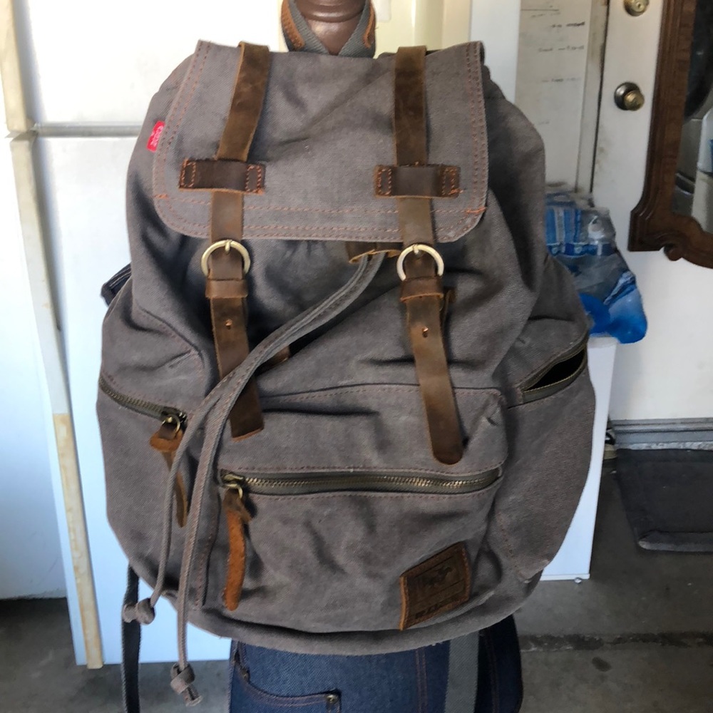 Augur Jan’s Backpack